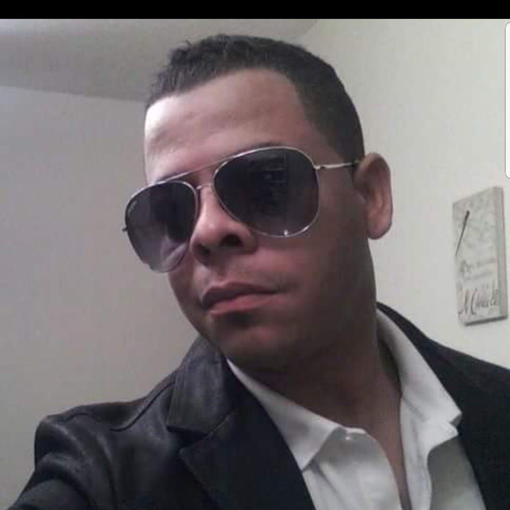 Meet your Posher, Phillip